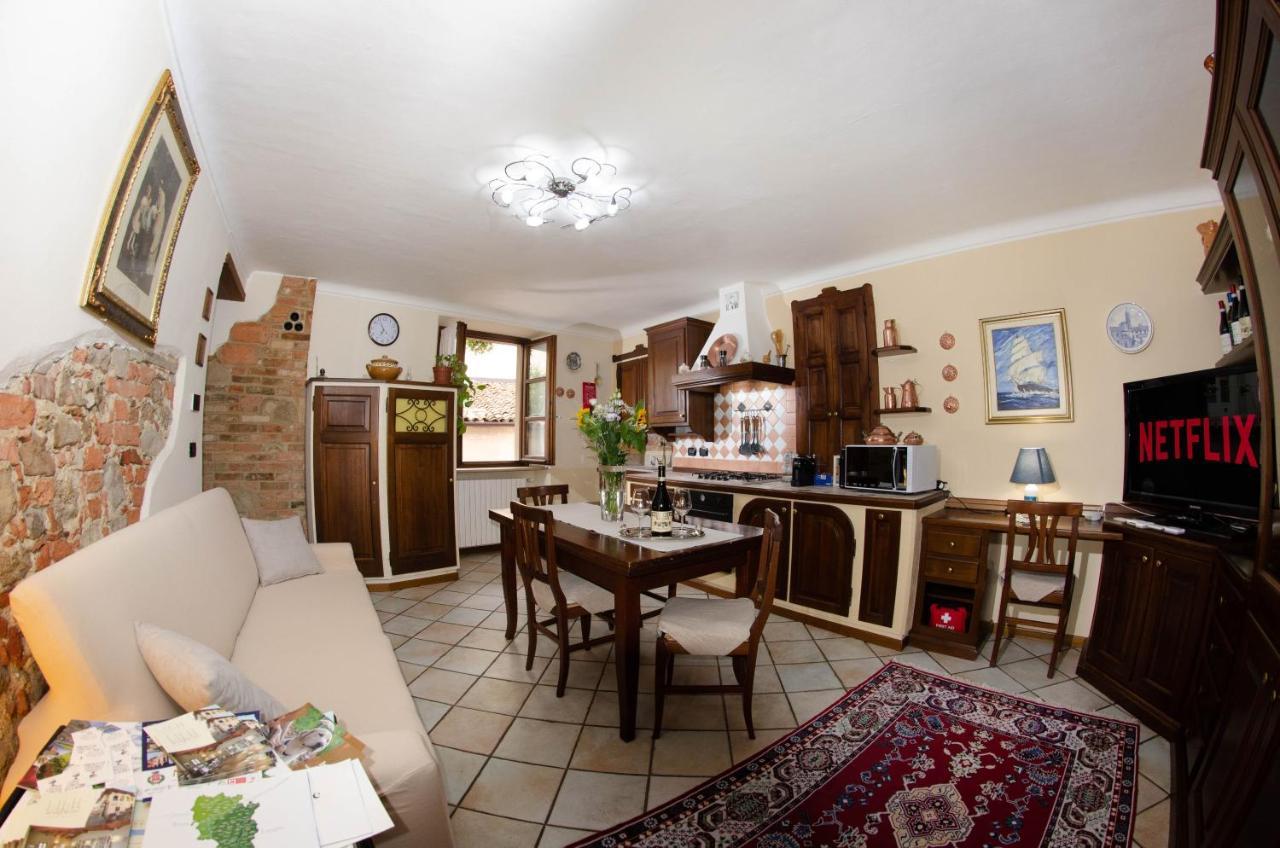 Holiday House Antica Dimora Soggiorni In Langa Centro Storico La Morra Ngoại thất bức ảnh