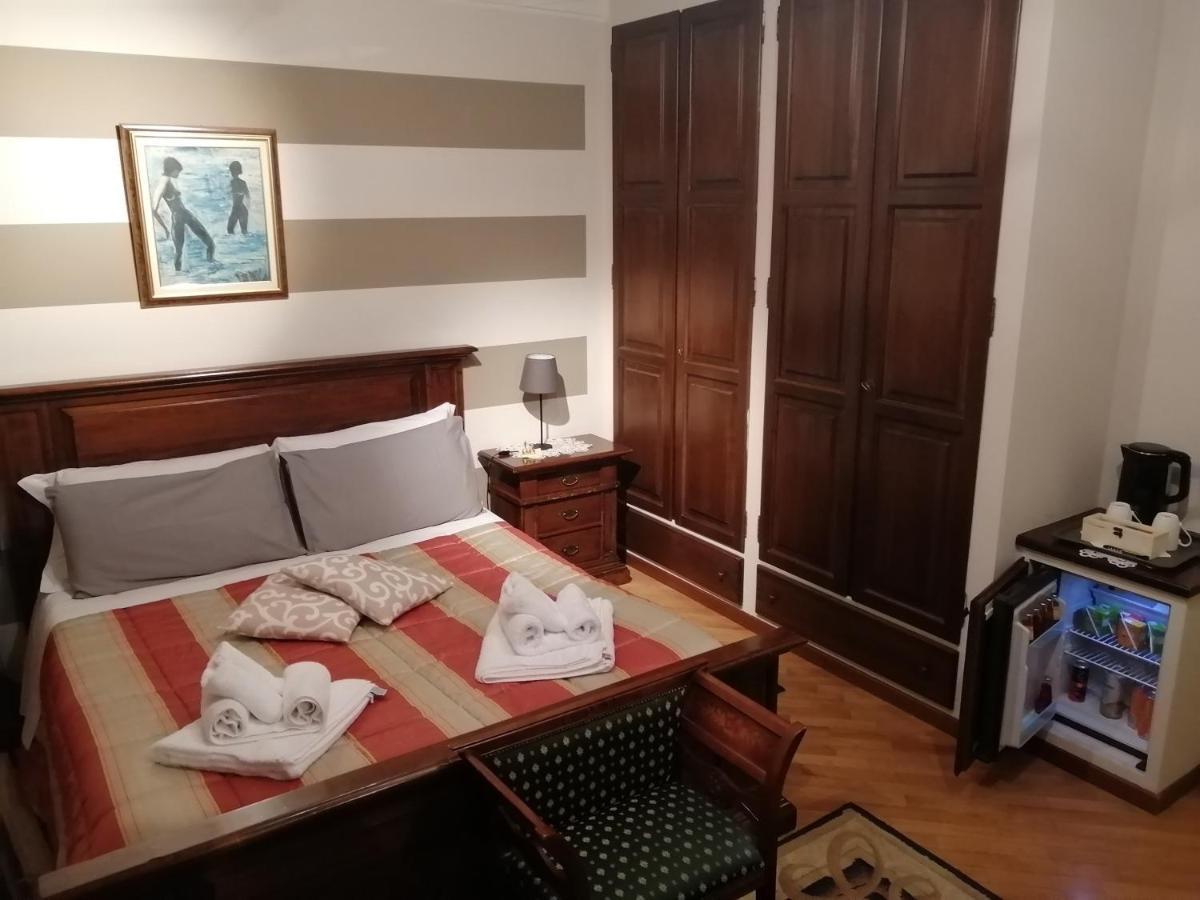 Holiday House Antica Dimora Soggiorni In Langa Centro Storico La Morra Ngoại thất bức ảnh